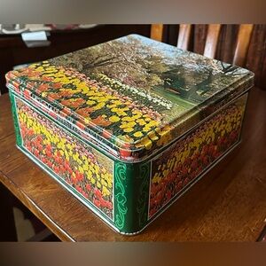 Vintage Floral Tulip Tin Box | Decorative Storage | Spring Garden Vibes